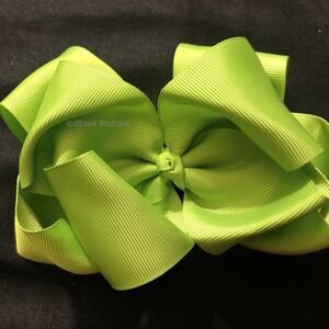 Apple Green 6" Double Stacked Boutique Bows  -kids-  (2)  5B1842  Handmade NWT